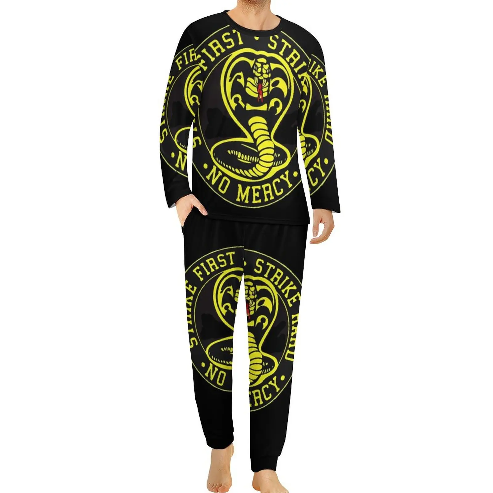 

Пижама-Кобра Kai Strike мужская с длинным рукавом, жесткая Милая Пижама, комплект из 2 предметов, весенняя одежда для сна с графическим принтом, идея для подарка