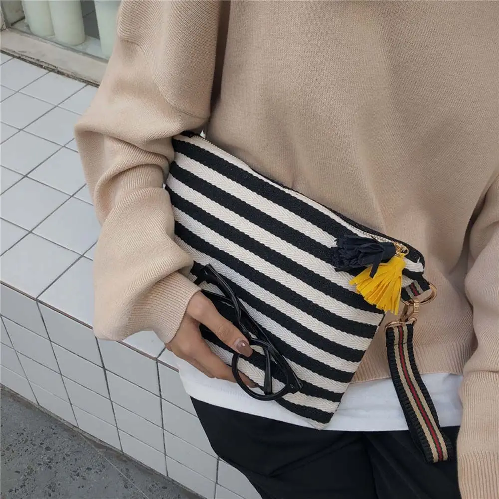 

Fashion Travel Durable Canvas Toiletry Bag Tassel Pendant Korean Organizer Handbag Striped Canvas Bag Cosmetic Bag Makeup Case