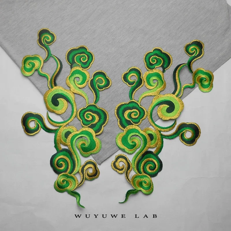 Наклейки на одежду с вышивкой в виде облаков