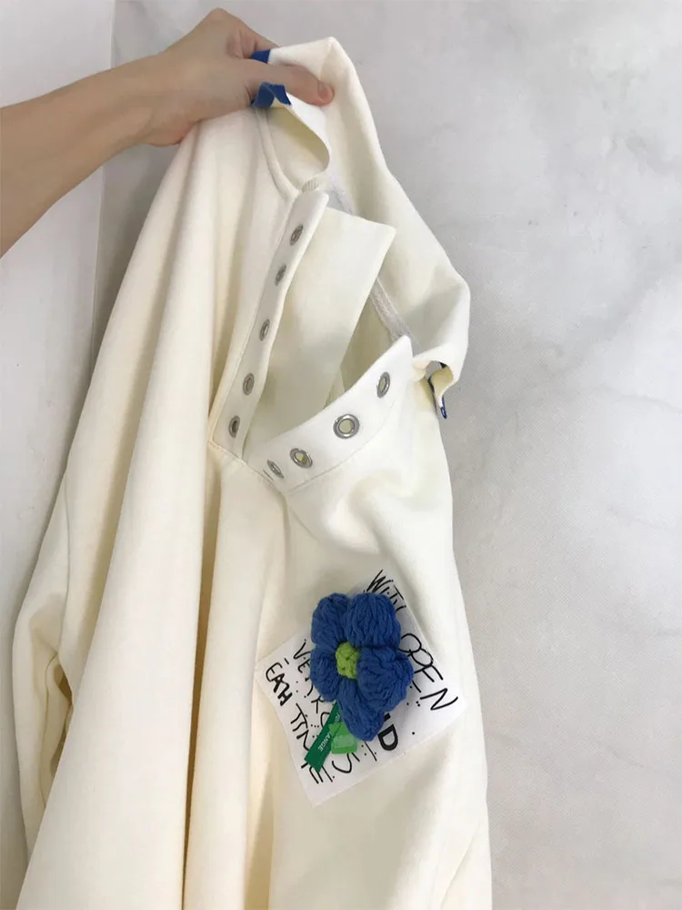 

Retro Floral Decoration Women Loose Chic Sweatshirts 2022 Autumn Winter Turn-down Collar Soft Pullover Female Sweet Cute Vintage