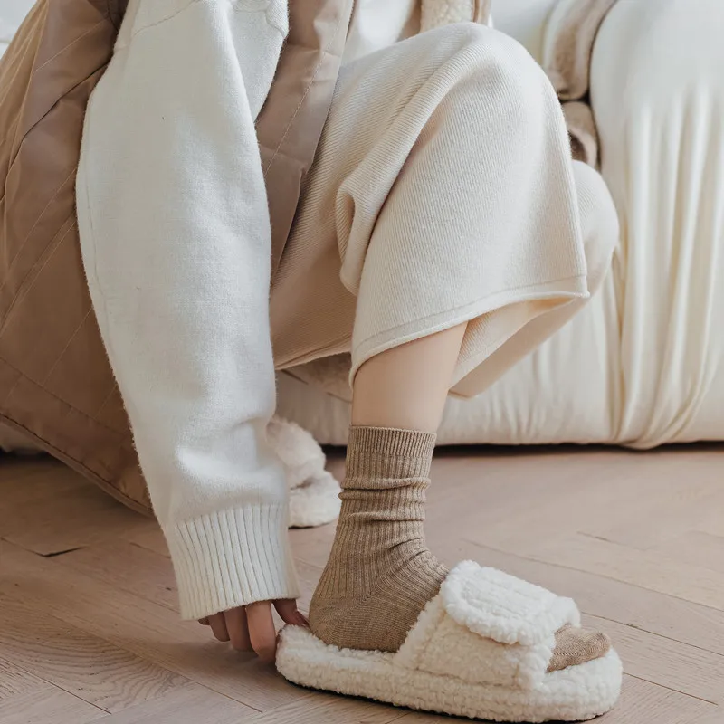 5 Pairs Socks For Women Casual Colorful Fashion Autumn Cashmere Socks Women's Winter 2023 New Absorb Sweat Warm Socks Long Girls