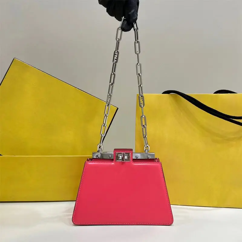 

Women Messenger Bag Genuine Leather Fashion Waterproof Women Single Shoulder Bag All-Match Outdoor Portable Red Underarm Bag