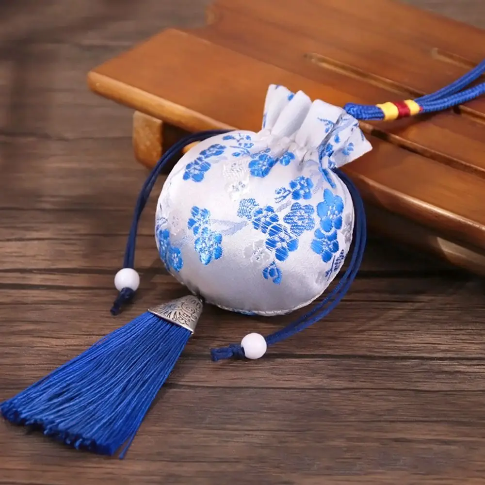 Парчовая сумочка для украшений