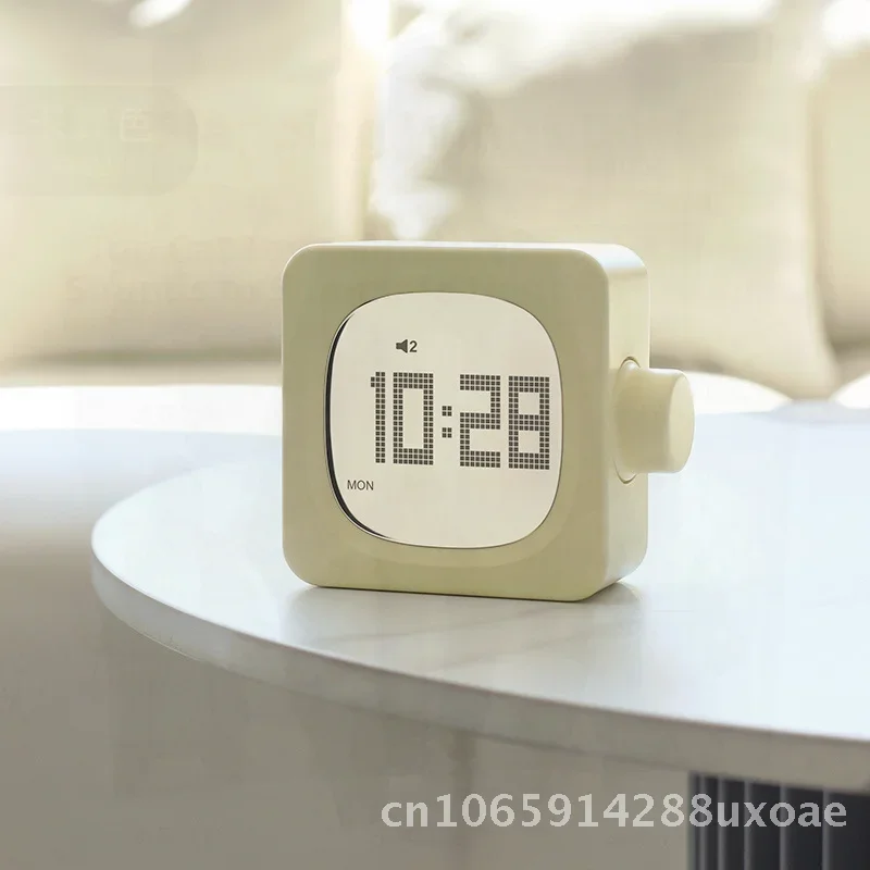 Фото Электронный будильник MUID Square Small: креативные часы для студентов, прикроватные, с функцией пробуждения светом, LED-дисплеем и светящимися в темноте элементами №4