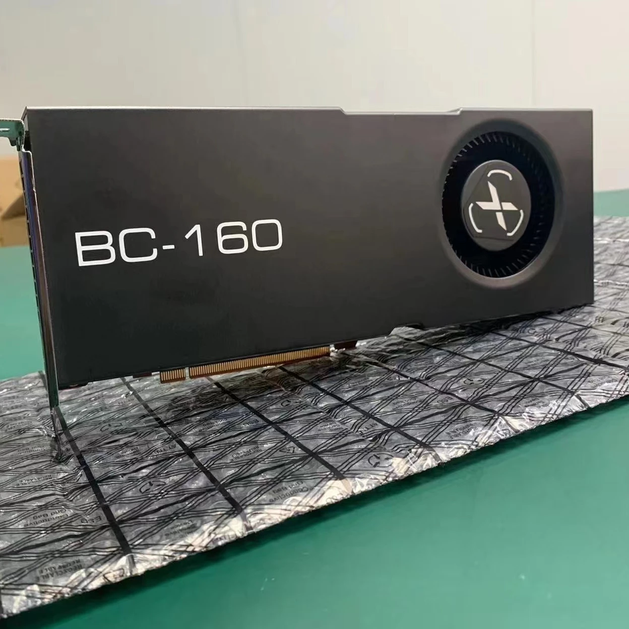 

Second hand AMDX FX BC160 8GB HBM2 PC Computer GPU gaming Graphic Card