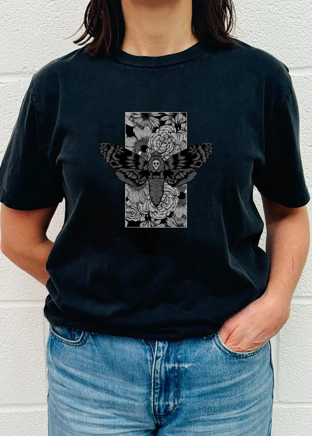 Фото Футболка с рисунком Death Moth, сахарный череп, готическая бабочка, рок, эмо, гот, хип-хоп, мужская и женская футболка с короткими рукавами, одежда оптом №4
