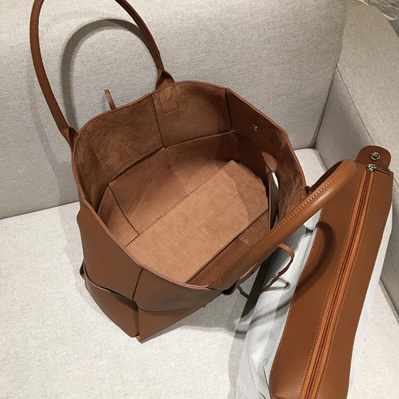 New Fashionable Large Capacity Cowhide Knitted Handbag with Advanced Sense, Simple Retro, Light Luxury Underarm Shoulder Bag