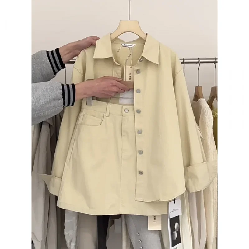 Осенняя теплая удобная женская куртка-майка свободного кроя утягивающая юбка