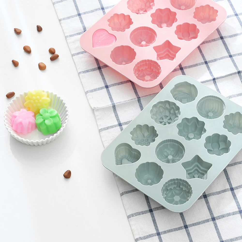

12 Cavity Flower Fondant Candy Silicone Mold for Sugarcraft Cake Decoration Cupcake Topper Polymer Clay Soap Wax Making