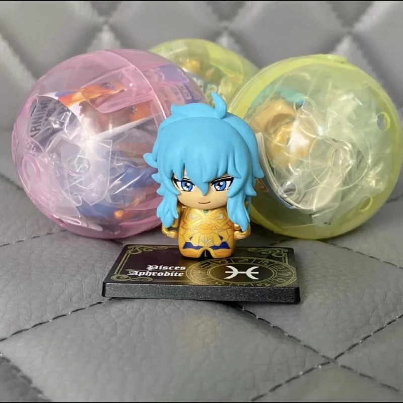 Фото Коллекционная мини-фигурка Bandai Saint Seiya Gold Cloth Myth Gashapon: Доко, Айолос, Мило – декоративное украшение для любителей аниме №2