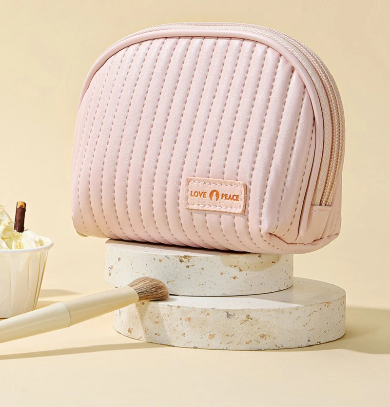 

Портативная кожаная косметичка для девушек, женская косметичка, уличный водонепроницаемый органайзер для туалетных принадлежностей, женс...