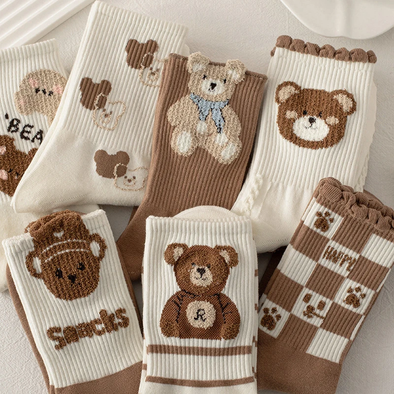 Fashion Skateboard Woman Socks Japan Harajuku Style Cartoon Creative Striped Bear Socks Kawaii Print Funny Girl Socks