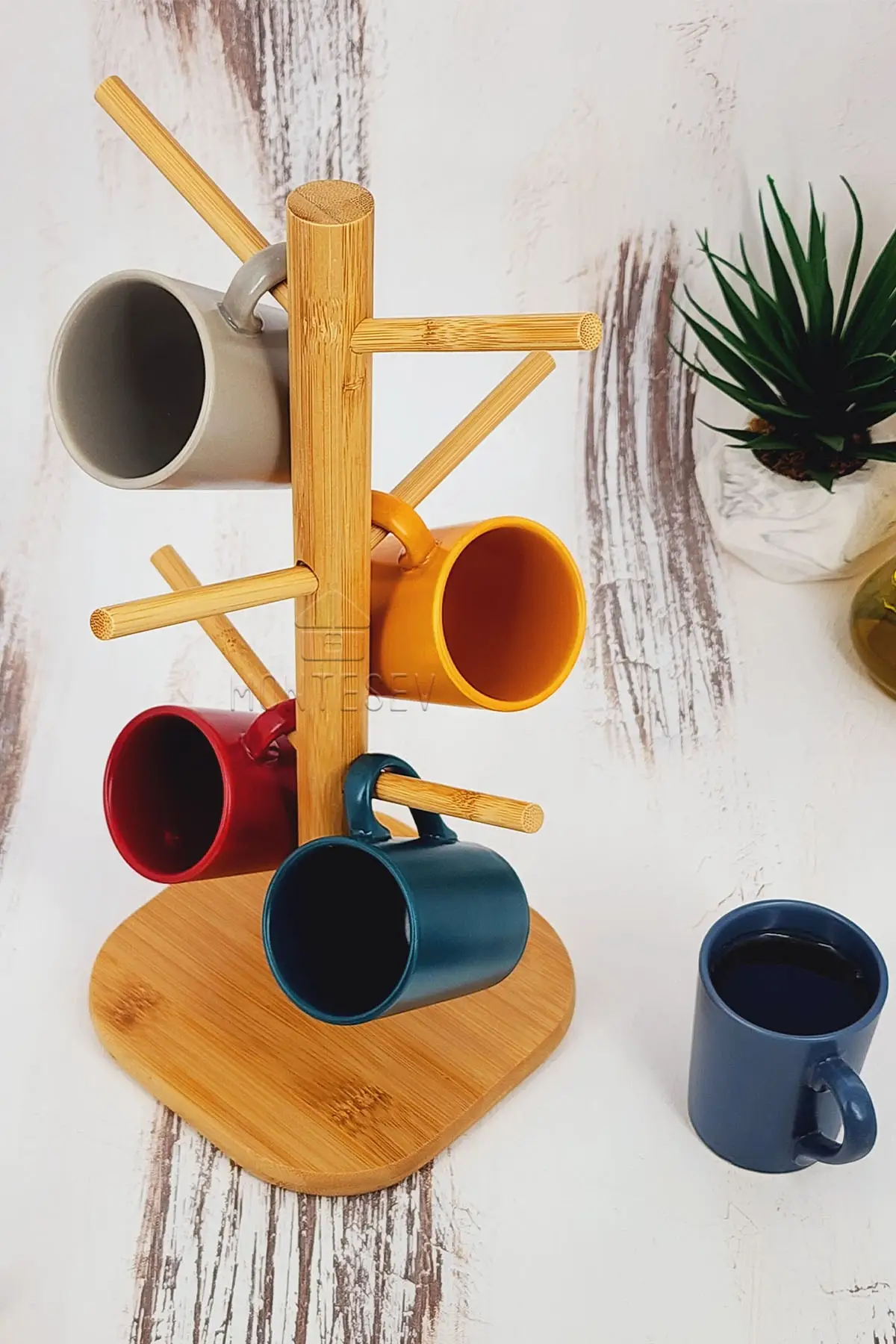 

Деревянная вешалка для чашек и кружек с 6 вешалками