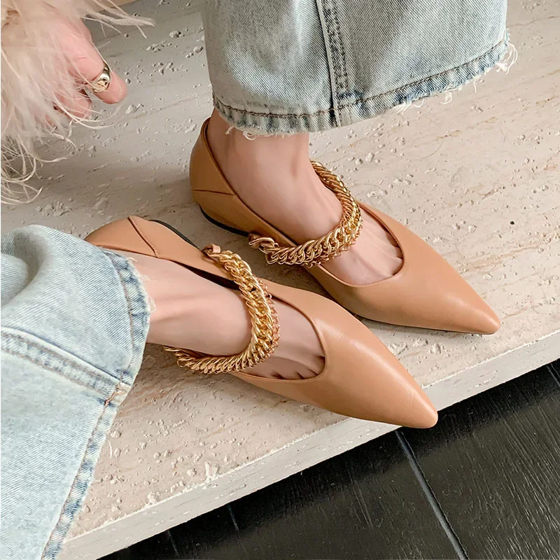 Удобная женская обувь из мягкой кожи большого размера на плоской подошве с