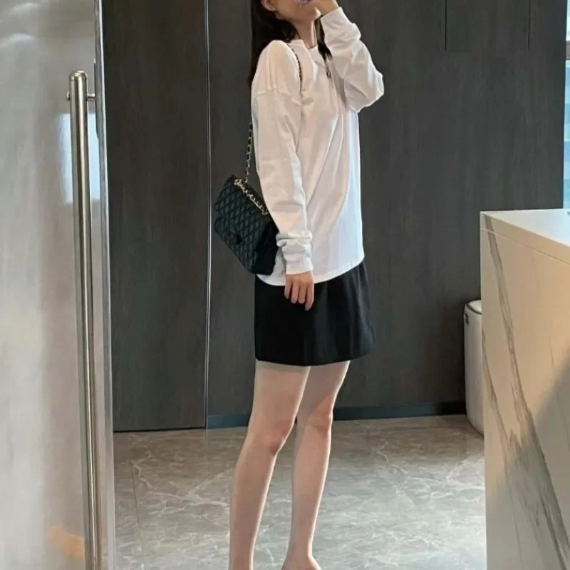 Футболка женская хлопковая с длинным рукавом и круглым вырезом