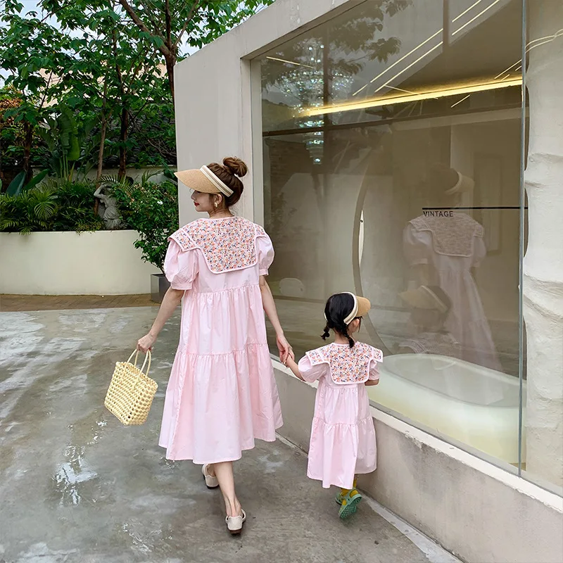 Платье для мамы и дочки сочетающаяся одежда наряды родителей детей цельное