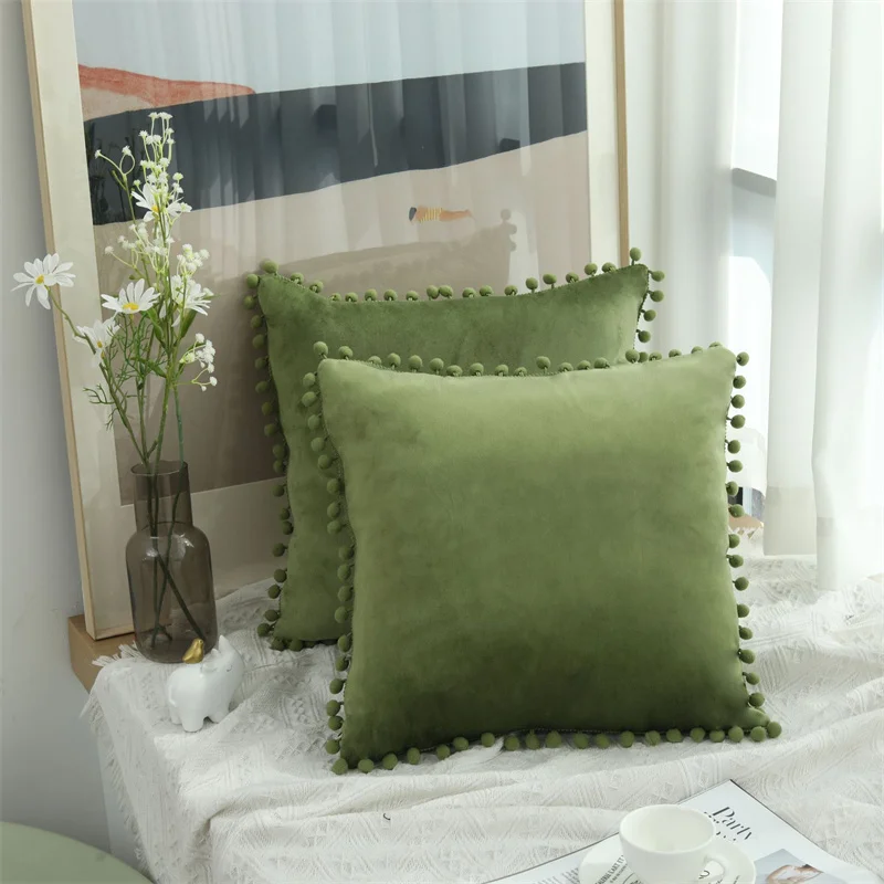 

Бархатные декоративные наволочки с бахромой 45x45 см