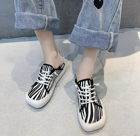 VXO Thick-Soled Canvas Shoes Women's Square Toe Lace-Up Sneakers Plaid Leopard Print Schoolgirls' Shoes