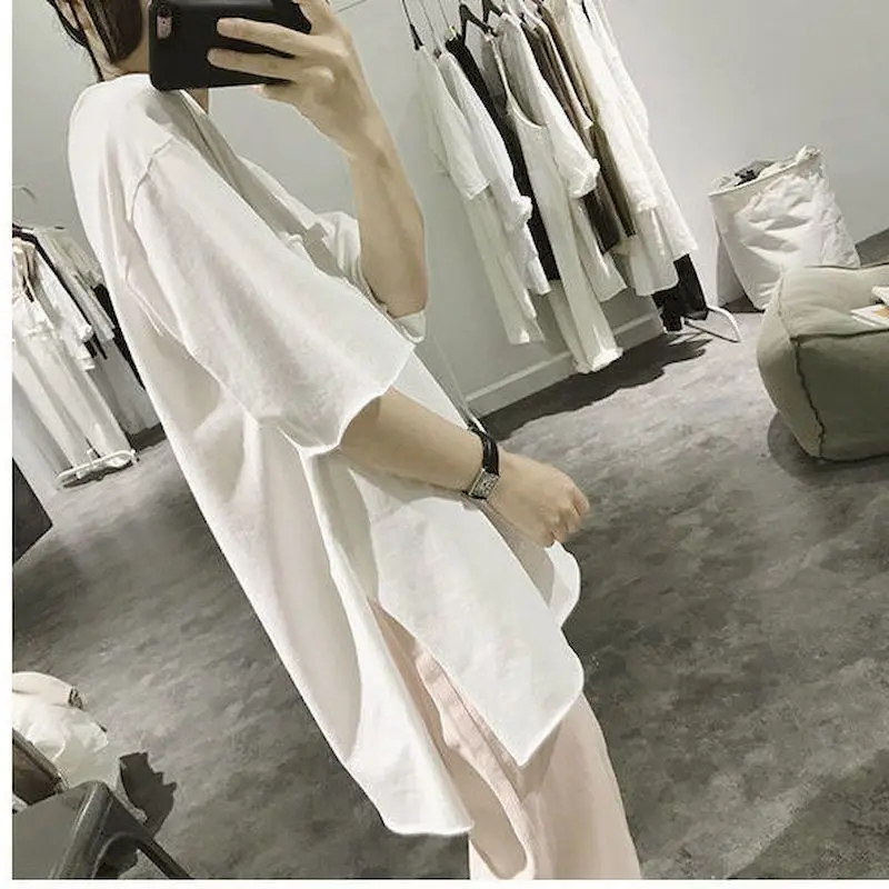 Женские футболки летняя трендовая футболка с разрезом повседневные свободные