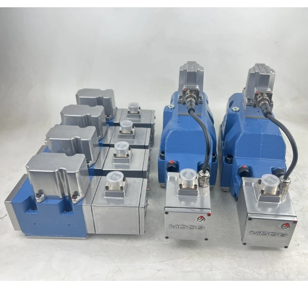 D662-4015 D661Z556C Гидравлический сервоклапан D792-5068 D792-4001