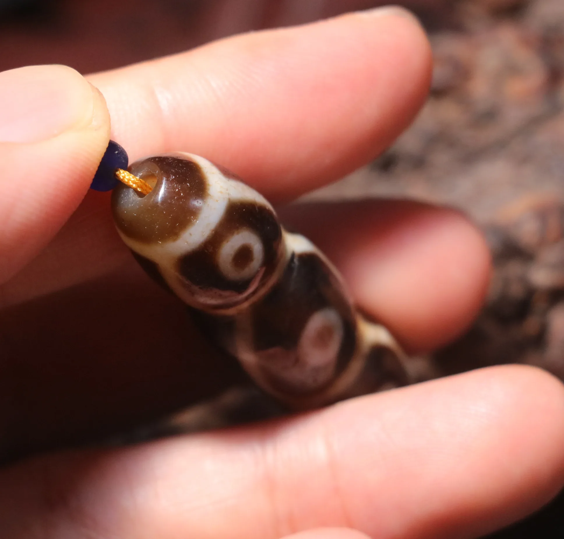 Волшебная энергия тибетский Топ Старый Агат 2 складных линии 6 глаз в форме лотоса