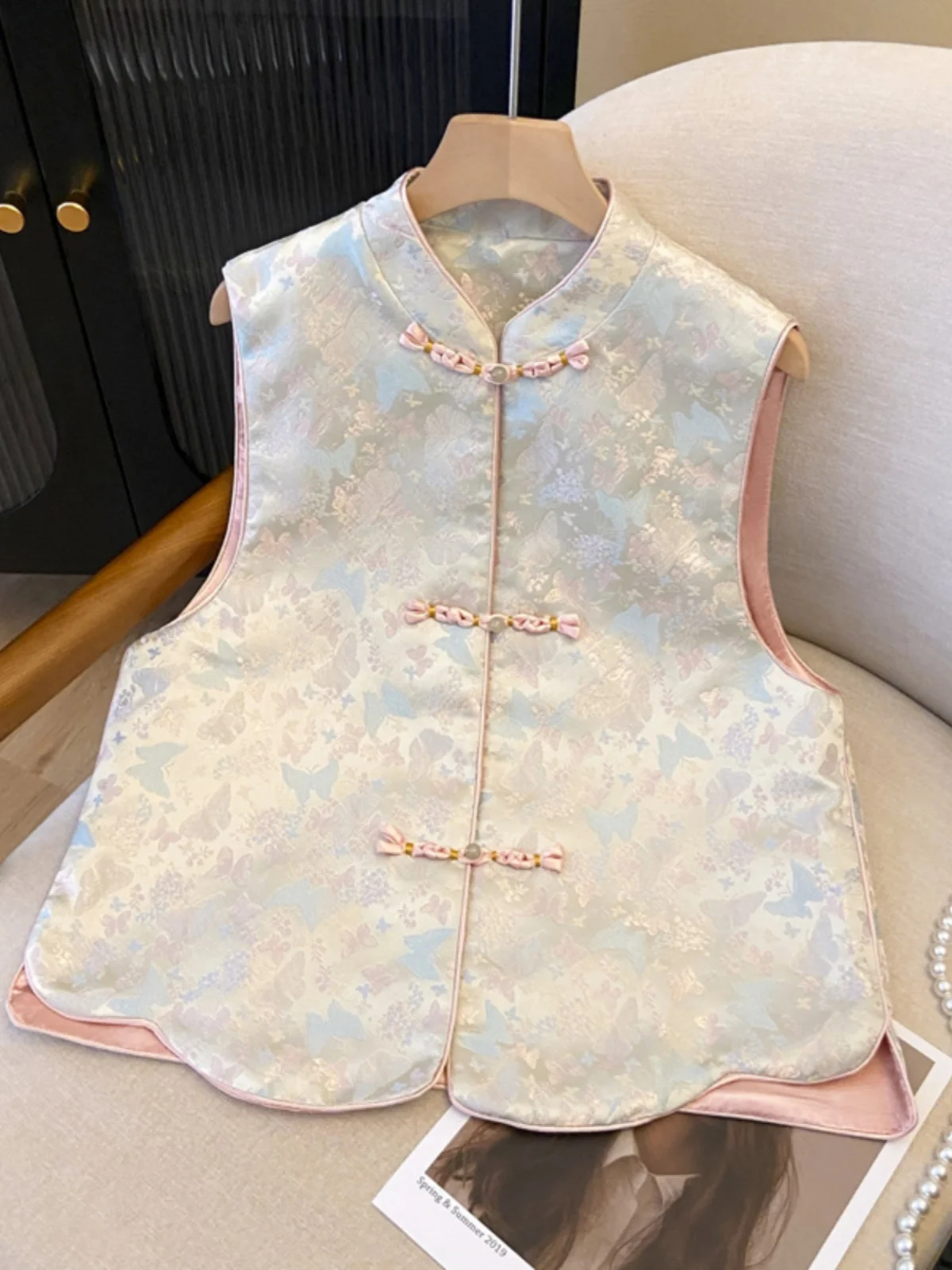 Новый китайский жаккардовый жилет с пряжкой в национальном стиле 2024 осень и зима