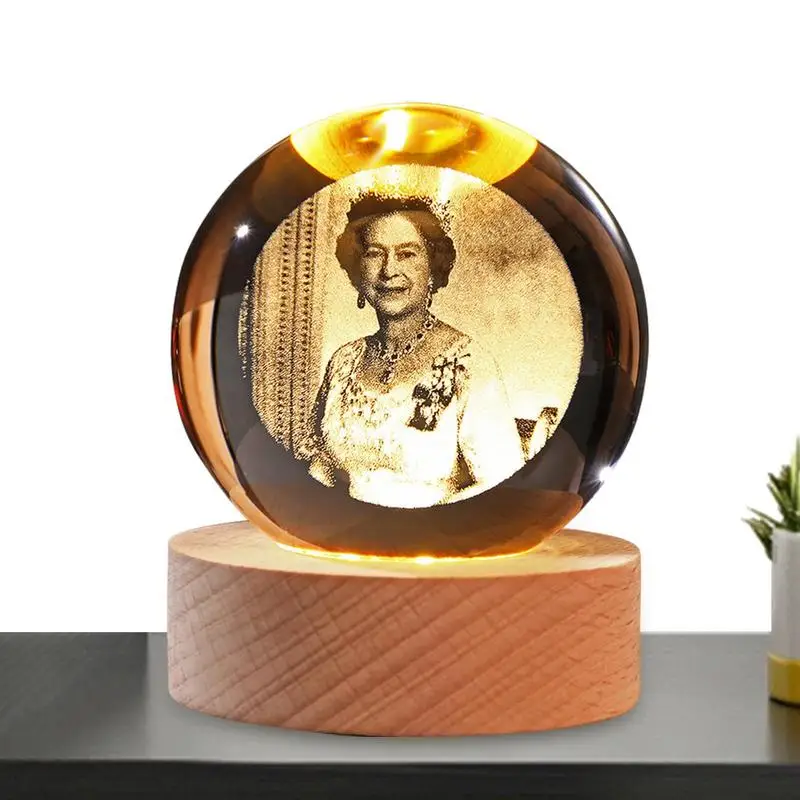 

Королева памятный хрустальный шар Ее Величество королева Елизавета II сувениры украшения Елизавета II королева Англии светильник кристалл