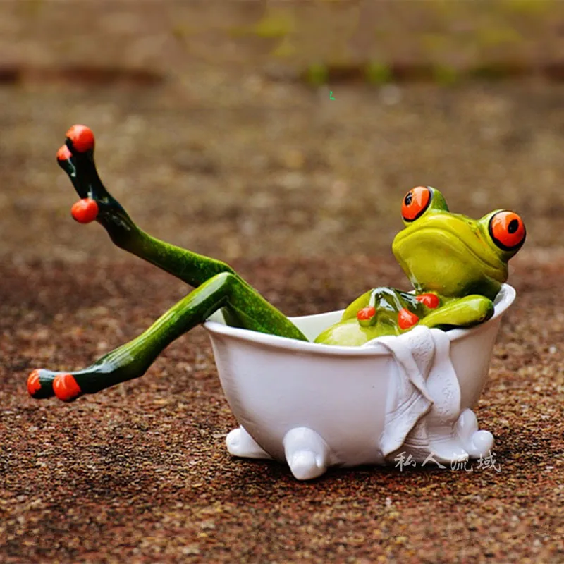 

1 Pc Resin Leggy Frog Figurines Cute Creative Animal Statues for Interior Sculpture Home Desktop Living Room Decor