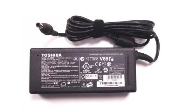 

Toshiba 8829-6 PK Satellite L300 L300D L350D L505 L450 L450D L555 S70 19v 4.74A 90W Laptop Charger AC Adapter Power Supply Cord