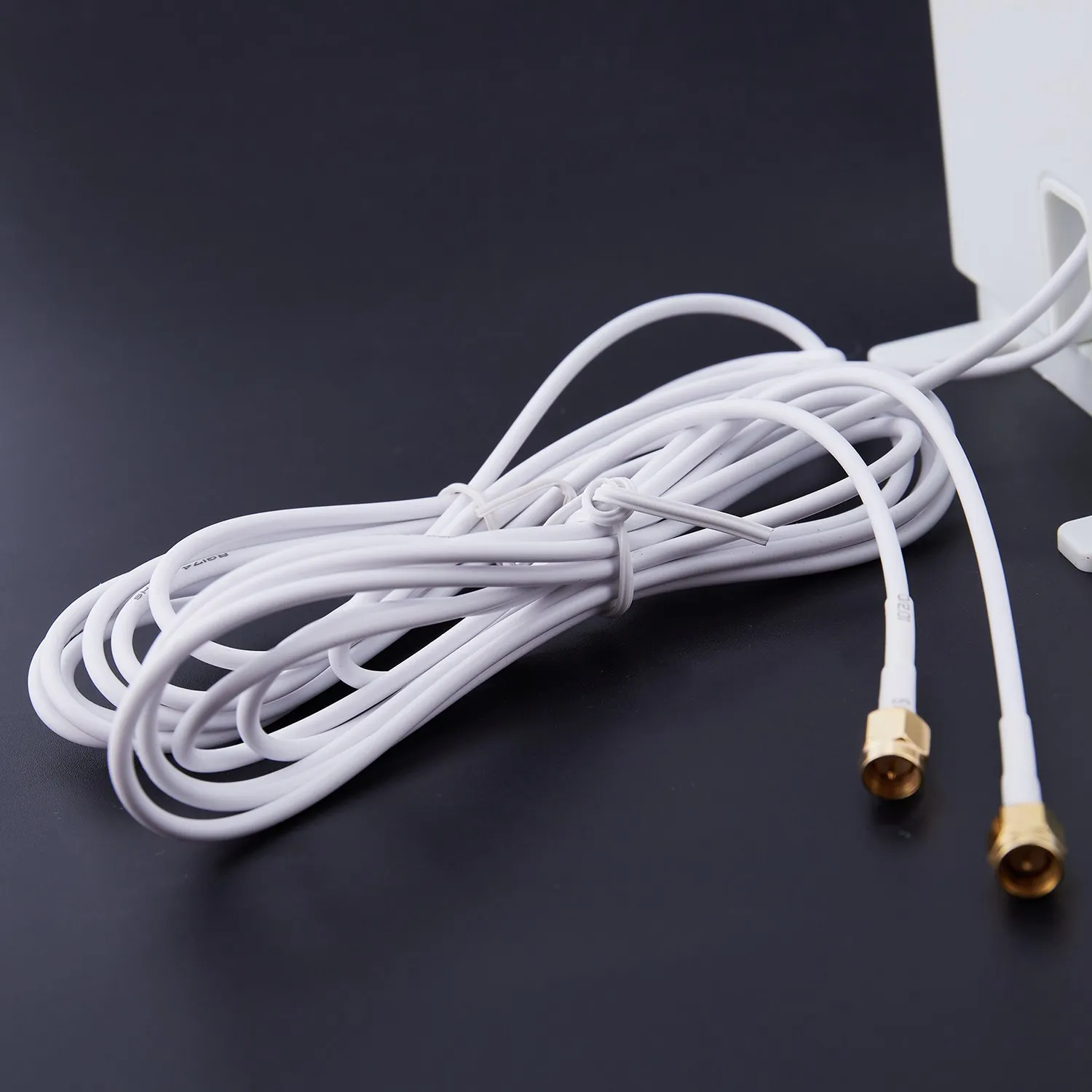 700 ~ 2600 МГц 88 дБи 3g 4g Lte Антенна мобильная антенна усилитель со штекером панельная