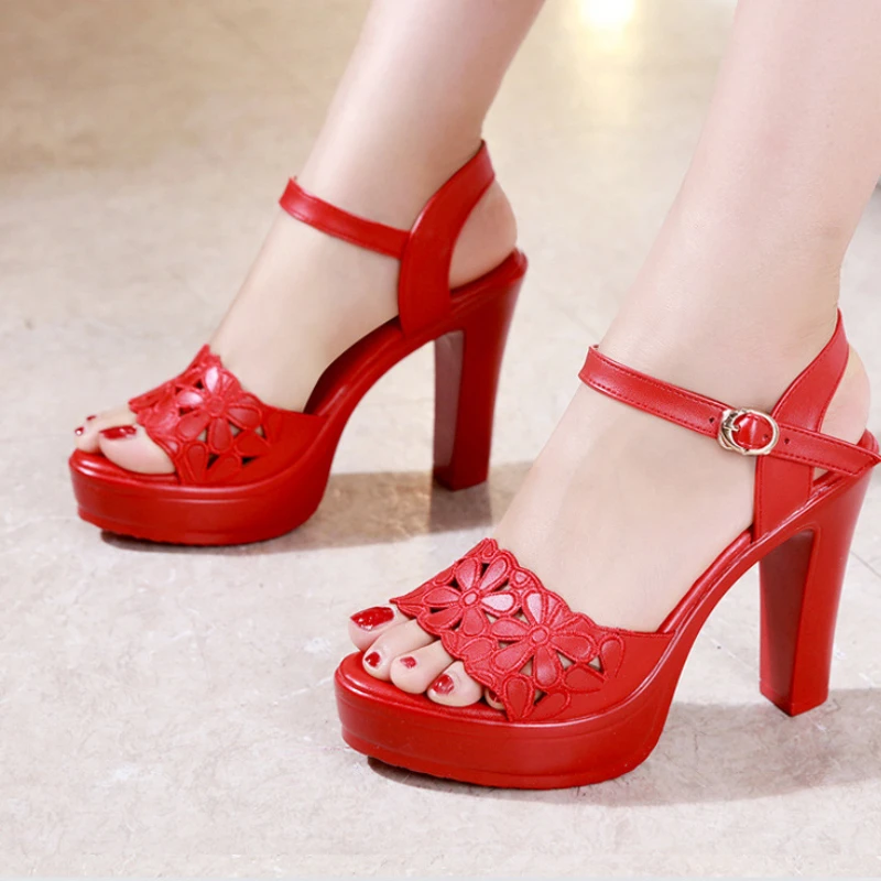

Plus Size 32-43 Block Heels Buckle Platform Sandals Women WEdding Shoes Summer 2022 Floral Carved High Heels Sandals Office