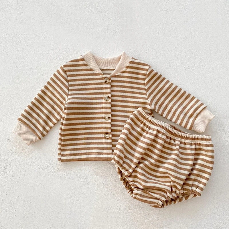 

Комплект одежды для маленьких девочек, Весенний Новый Повседневный Кардиган в полоску с длинным рукавом + шорты, костюм для новорожденных, х...
