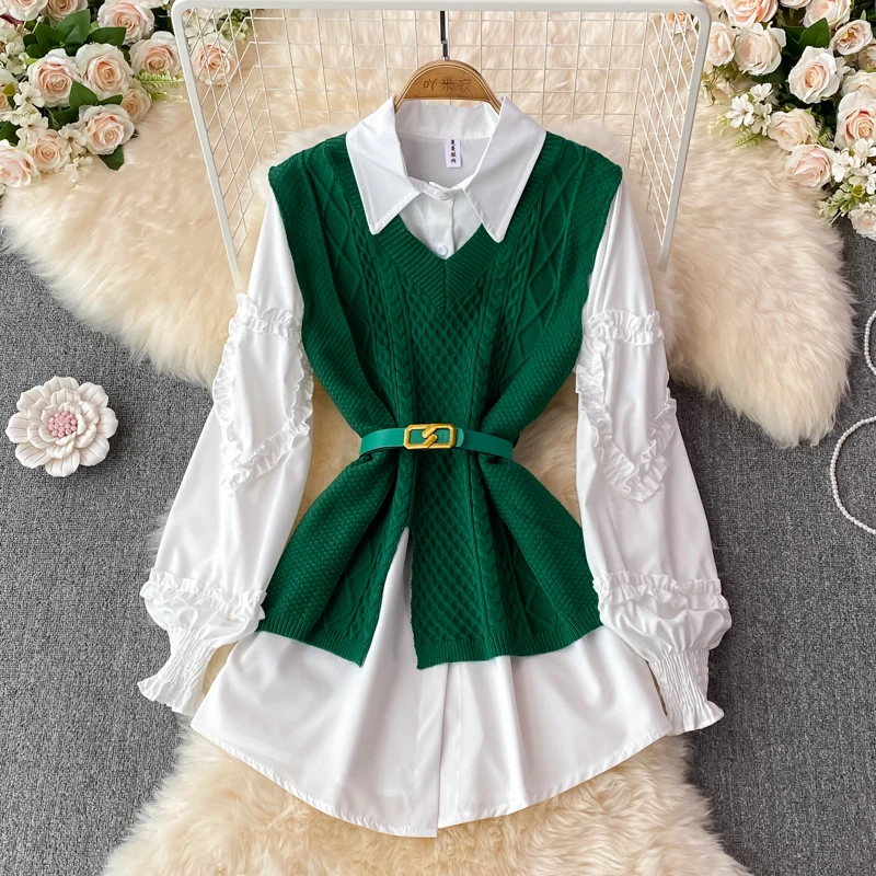 

2022 Autumn New Fashion Temperament Diamond-shaped Lattice V-neck Sleeveless Knitted Vest Sweater Two-piece White Shirt Women