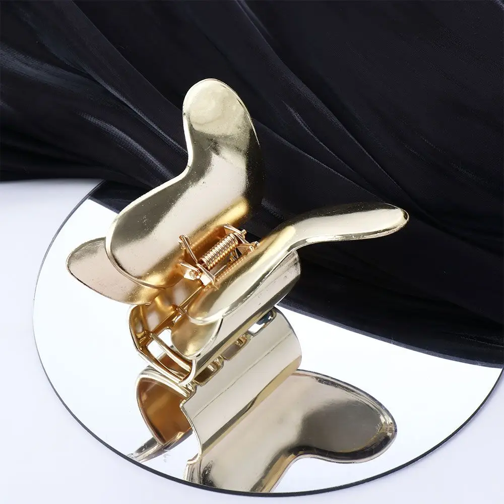 

Hair Claw Shark Clip Girls Simple Female Hair Accessories Korean Style Grab Clip Butterfly Hair Clip Metal Hair Claw