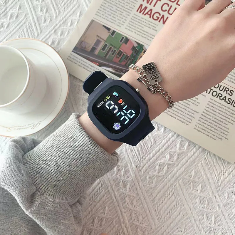 Рисунок 4 - Часы наручные электронные для мужчин и женщин