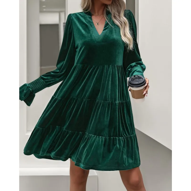 Сплошное вельветовое женское осеннее платье элегантное и модное подметающее