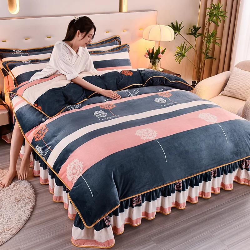 Thickened Warm Autumn and Winter Print Milk Velvet Four-Piece Set Double-sided Plush Skin-friendly Comfortable Bedding Articl...