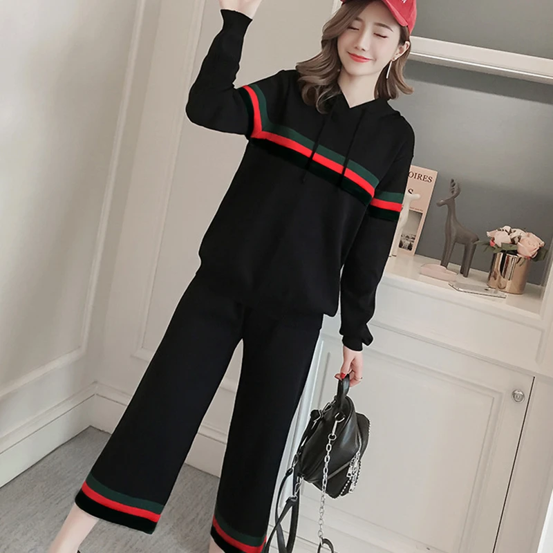 Women Striped Suit Tops And Pants Luxury Color Female Clothes Soft Korea Render Slim Tight Sport Fas