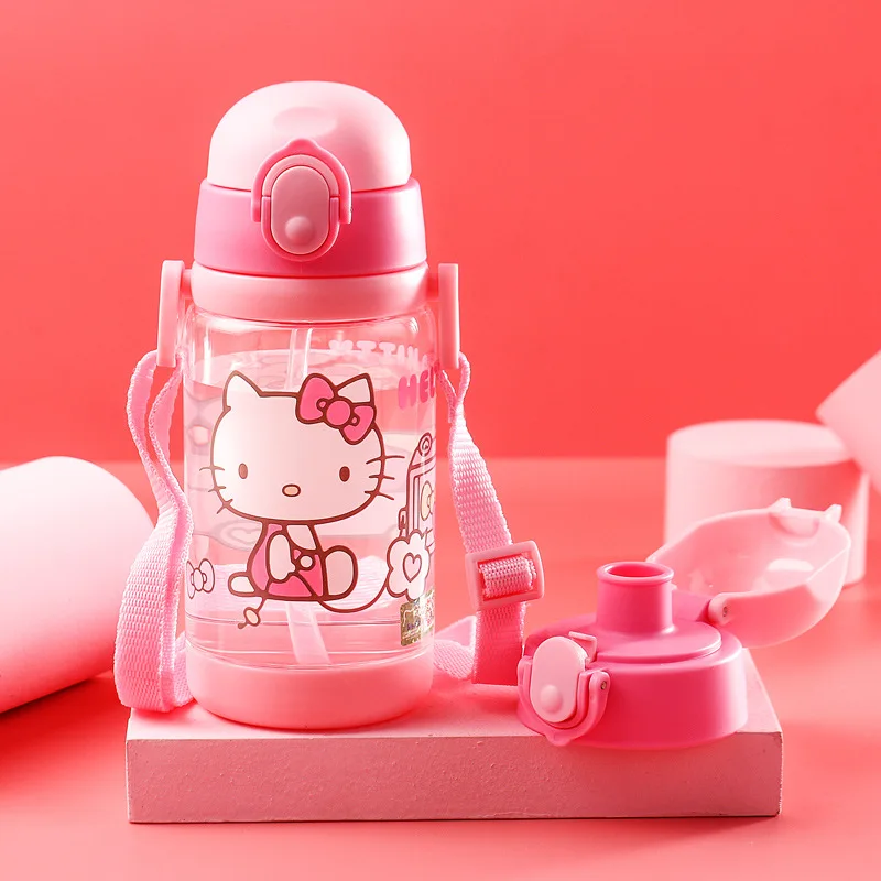 

Kids Water Bottles Cartoon Hello Kitty Water Bottle Kawaii Cups with Lids and Straws Baby Outdoor Sports Water Bottle Plastic