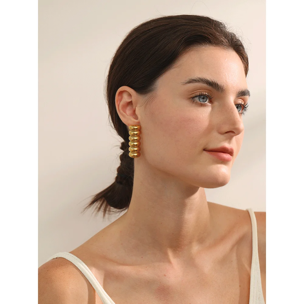 Серьги-гвоздики из нержавеющей стали с геометрическим рисунком