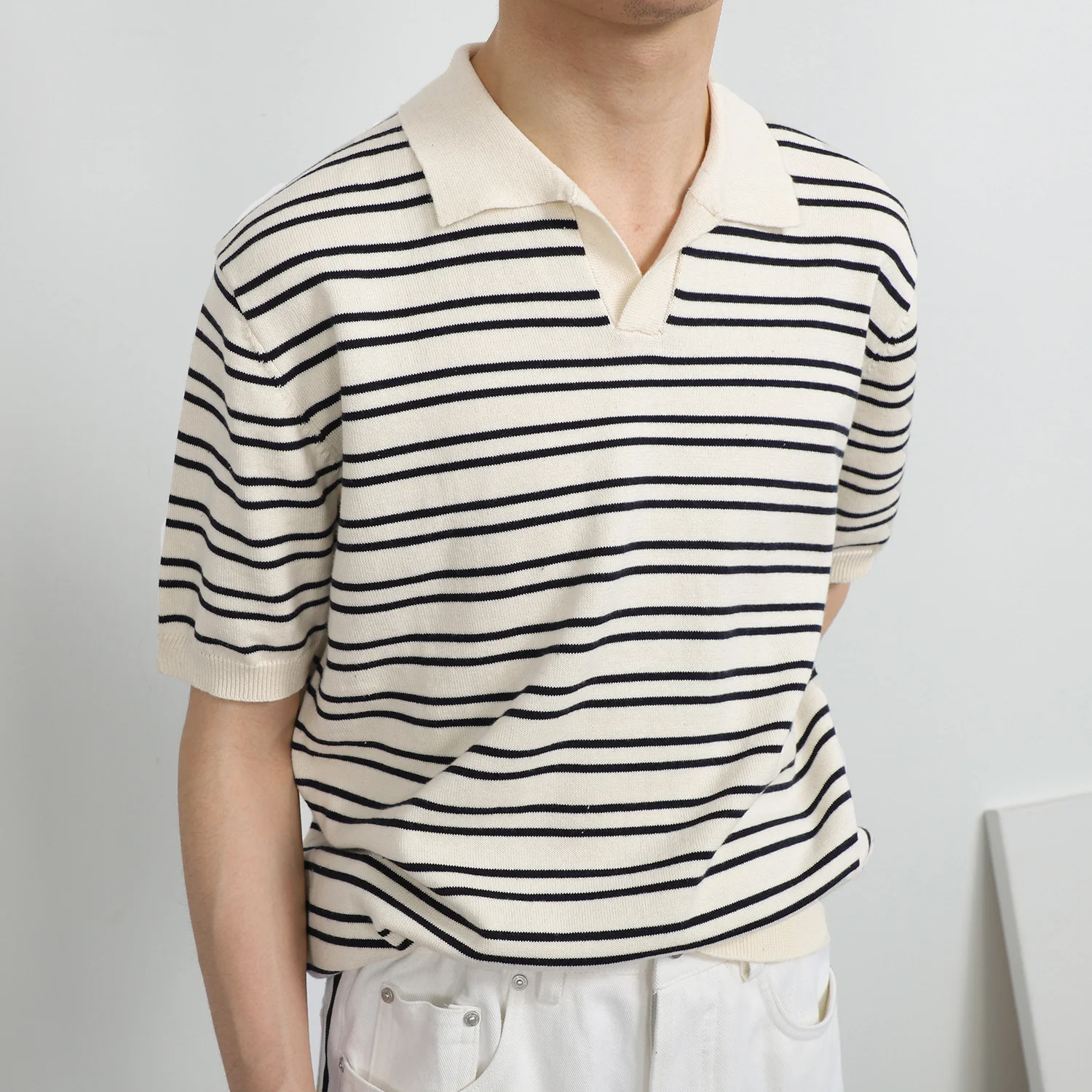 

High quality 2023 summer new V-neck ice Stripe Polo Shirt (men's short sleeve) trend versatile simple fashion Lapel T-shirt (men