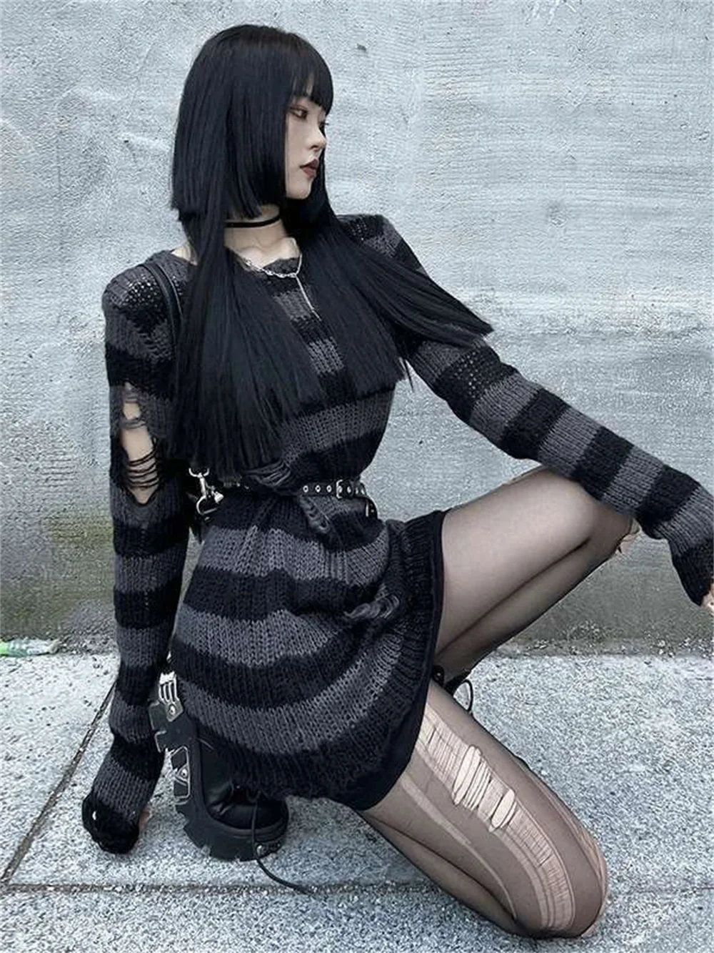 Женский пуловер в полоску свободный свитер готическом стиле вязаный гранж и феи