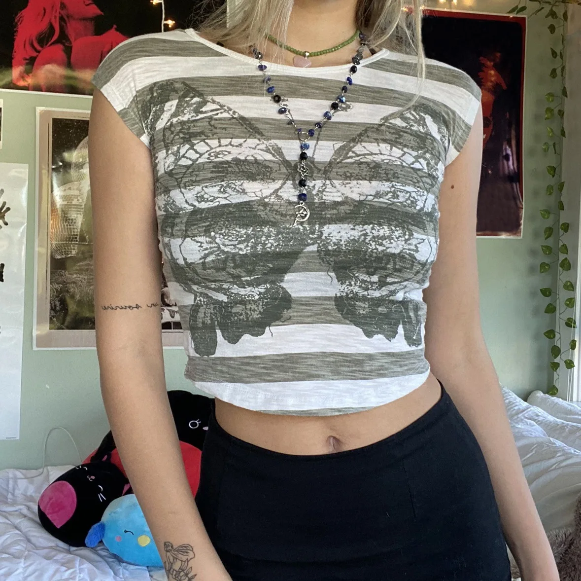 

Women's Y2k Butterfly Print Striped Short-sleeved T-shirt Round Neck Pullover Slim Casual Stitching Contrast Color Bottoming Top