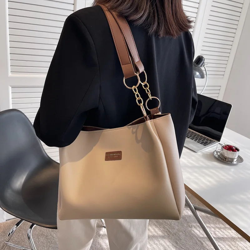 Women's Tote Bag 2023 New Fashion Simple Large Capacity Shoulder Bag Casual Women's Luxury Handbag