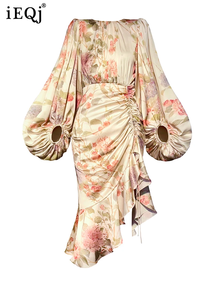 Платье-миди с цветочным принтом круглым вырезом и рукавами-фонариками |