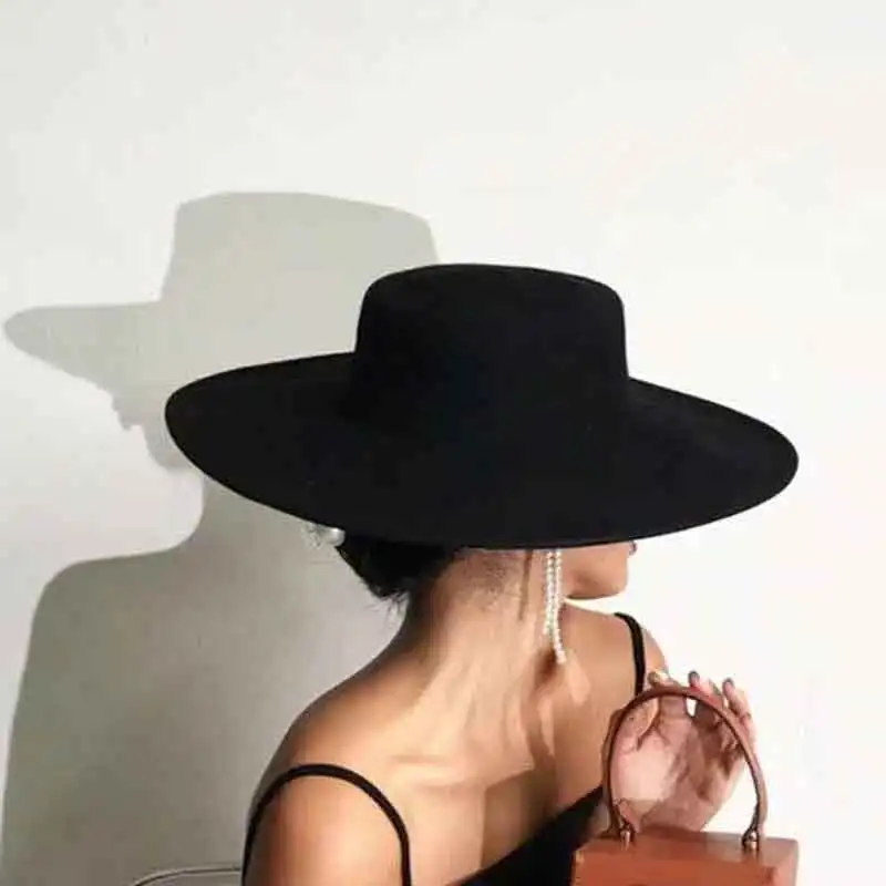 

Felt Hats for Women Fedoras Wide Brim Panama Hat Jazz Wool Fedora Cap Classic Black Color Fashion Bowler Hats Lady Hats party