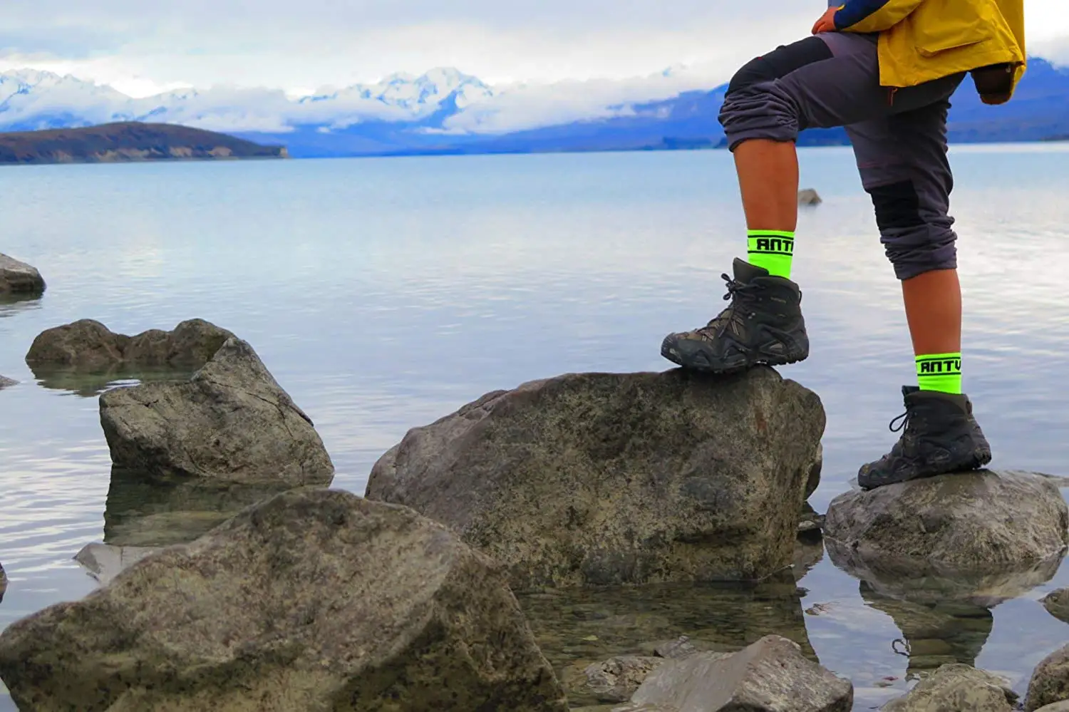 Ottershell Waterproof Breathable Socks for Outdoor Activities like Golf, Running, Cycling, Mountaineering and Hiking Coolmax®