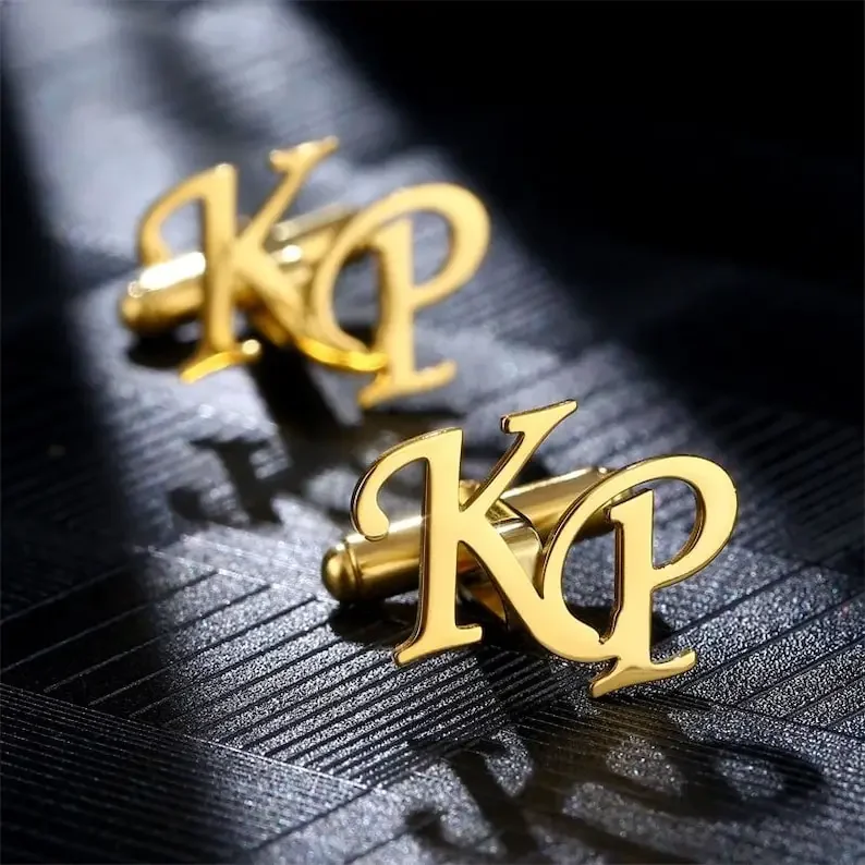 Рисунок 2 - Персонализированные Запонки с именем