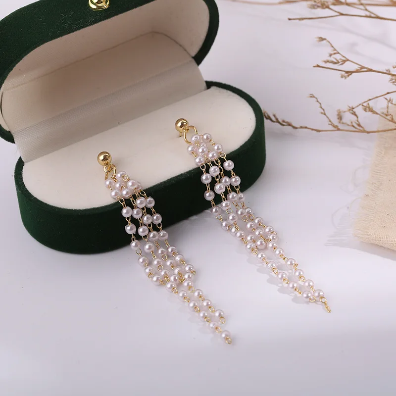 

New products in 2021, exquisite and fashionable, long simulation pearl tassel earrings, ladies sweet pendant wedding earrings wh