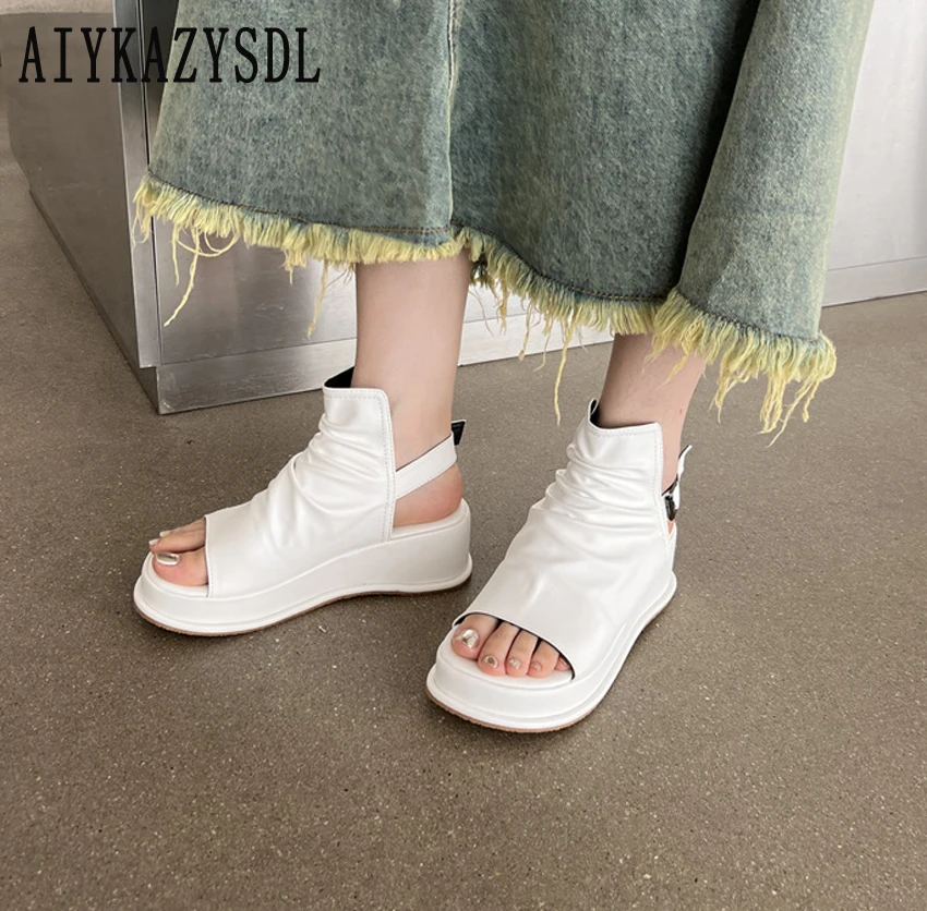 

2023 Open Toe Thick Sole Bottom Slingback Gladiator Sandals Platform Wedge Flat Heel Ruffle Shoes Flip Flops Student Girl Flats